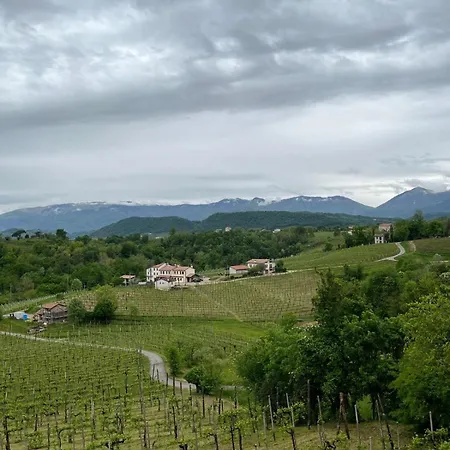 Apartment Le Terre Gobe Refrontolo