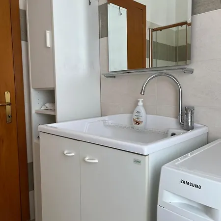 Le Terre Gobe アパート *